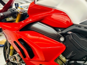 Carbon Frame Covers left and right Panigale V4 R / Anniversario